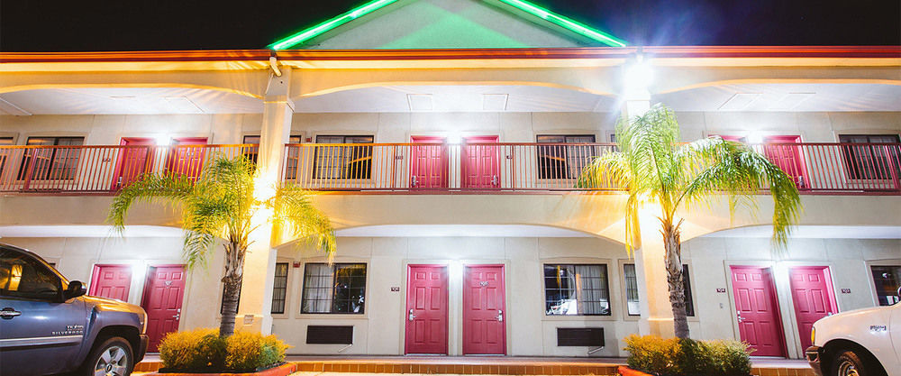 Palace Inn Copperfield Cypress Exterior photo